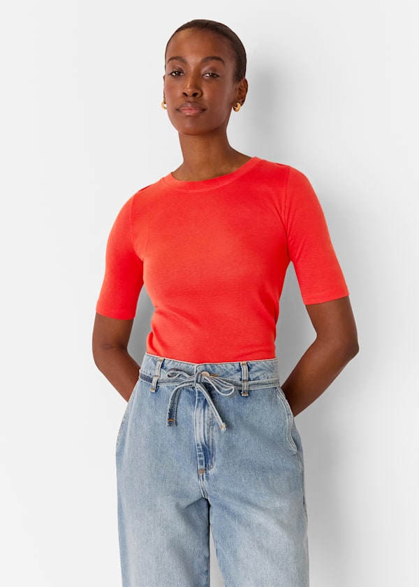 Red Slim Crew Neck Top