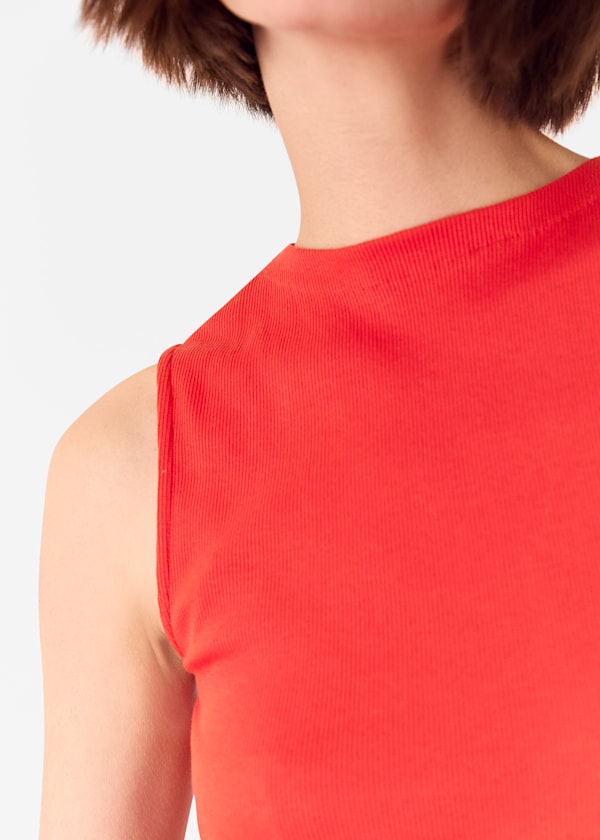 Red High Neck Rib Detail Tee