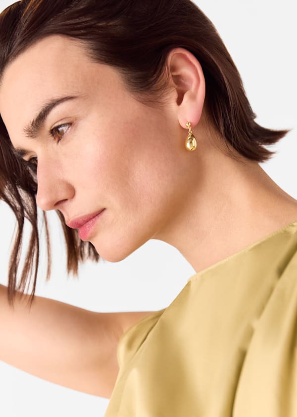 Gold Teardrop Stud Earring