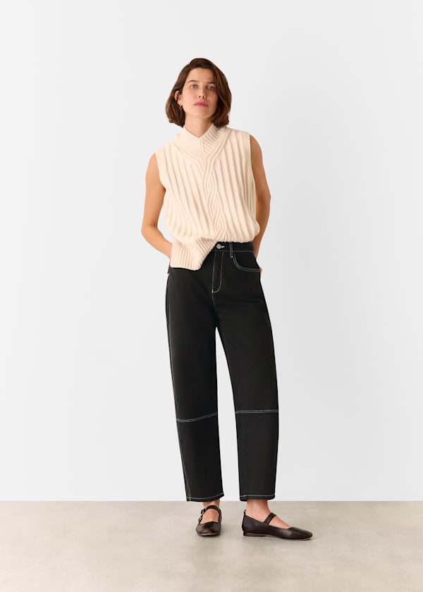 Black Contrast Detail Barrel Jean