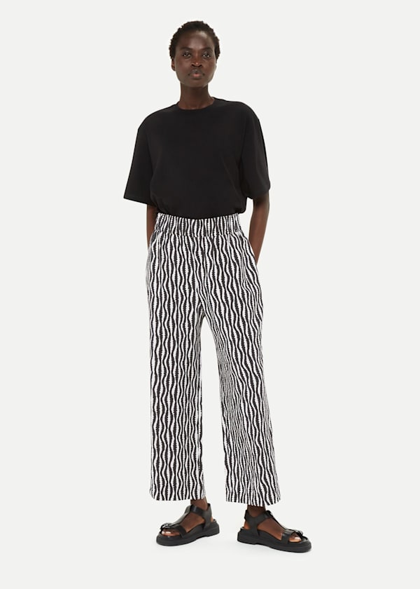 Black Optical Rope Cropped Pants 