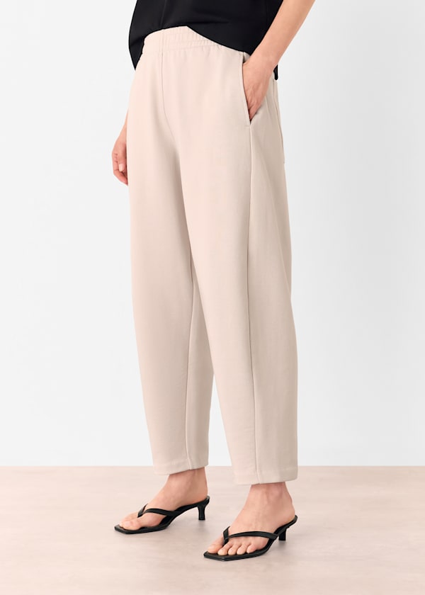 Neutral Relaxed Barrel Leg Jogger