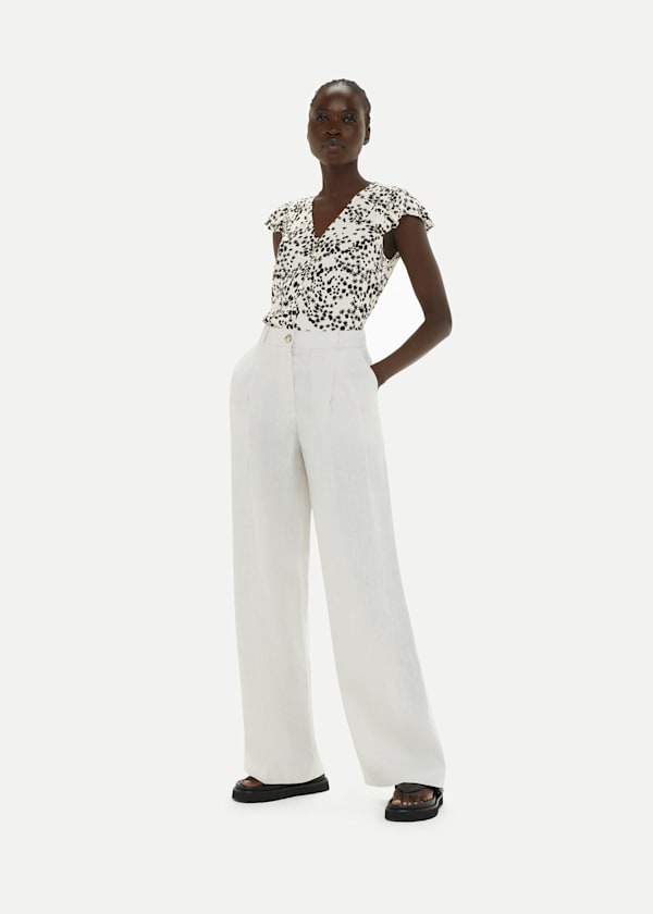 Black Dandelion Floral Frill Top