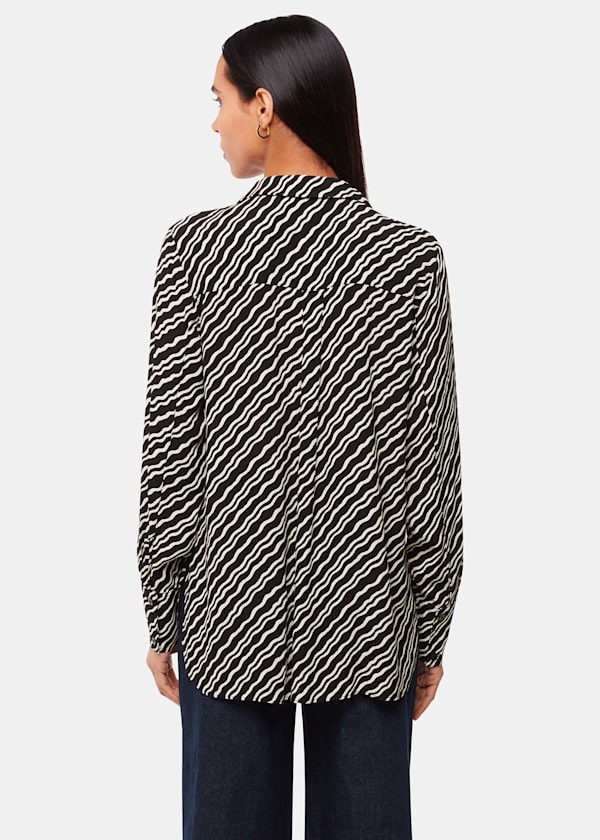 Black Diagonal Ripple Print Shirt