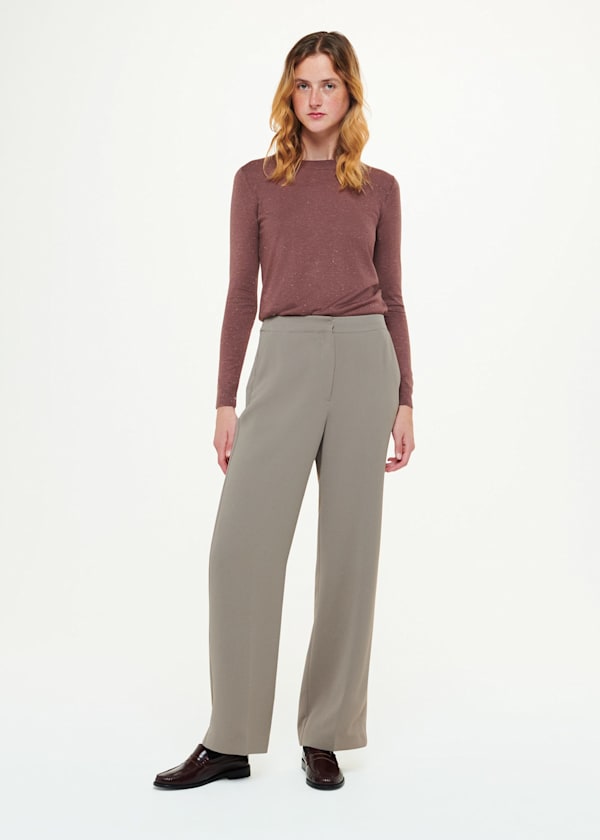 Brown Annie Sparkle Crew Neck