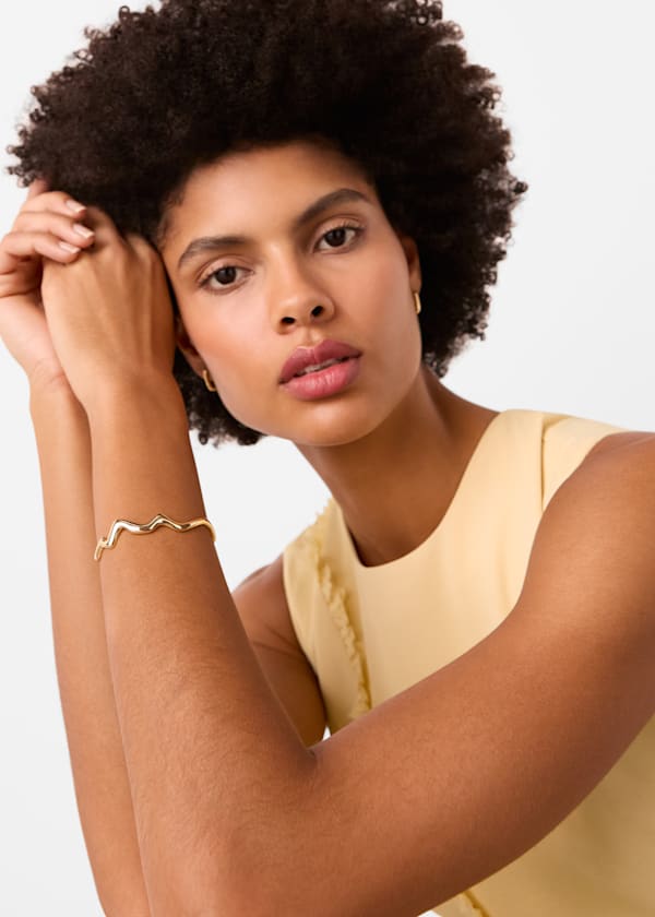 Gold Wave Bangle