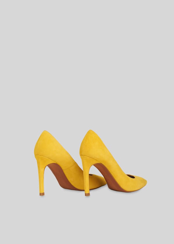 Yellow Cornel Suede Pump