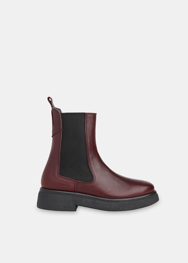 Aelin Chelsea Boot