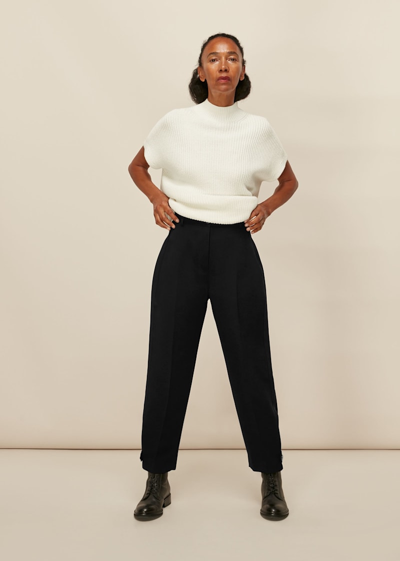 Black peg leg trousers shop